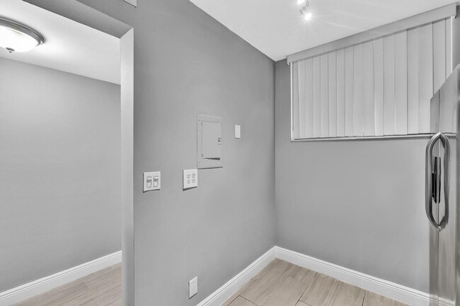 Photo - 109 Lake Emerald Dr Unit 108
