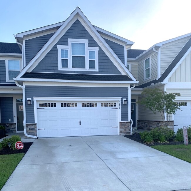 Photo - 325 Golan Cir Townhome