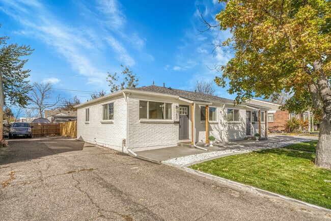 Photo - 57 Del Mar Cir Unit 57