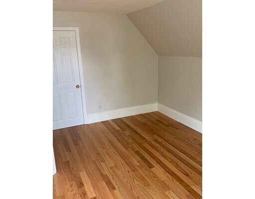 Photo - 81 Newton St