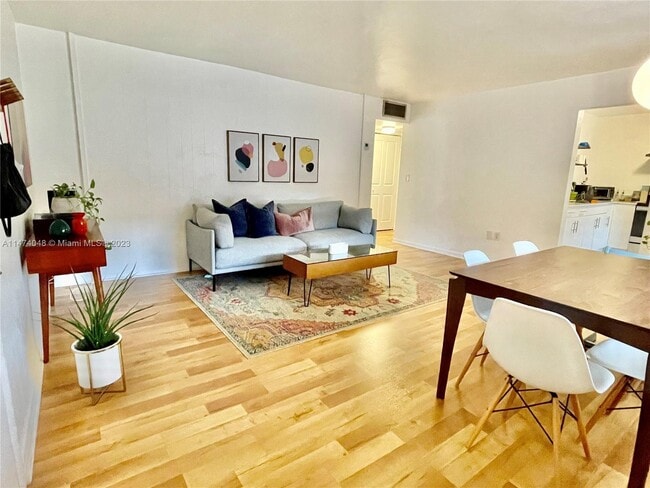 Photo - 5425 SW 77th Ct Condo