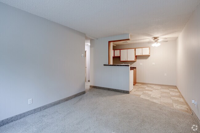 1BR, 1BA - 575SF - 1BR Classic