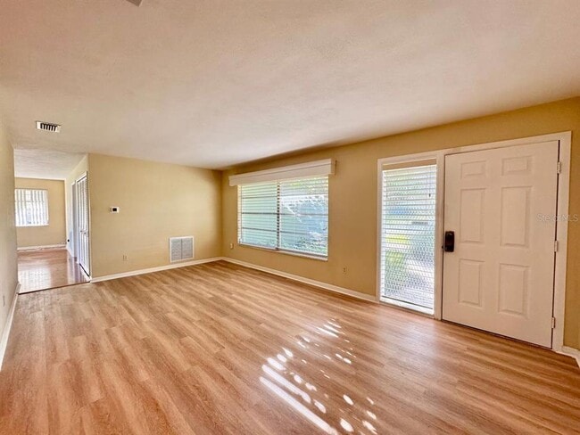 Photo - 2060 Attache Ct