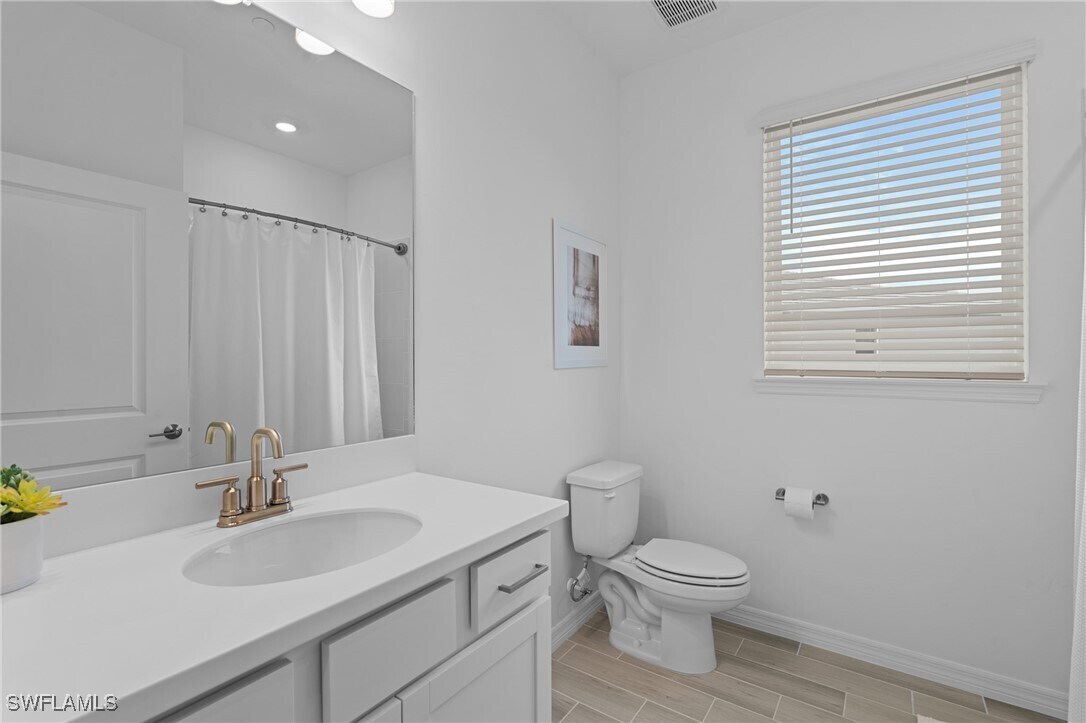Photo - 11831 Venetian Lagoon Dr Condo Unit 204