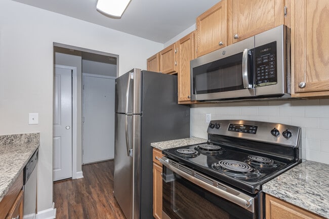 Photo - Village of Coldstream