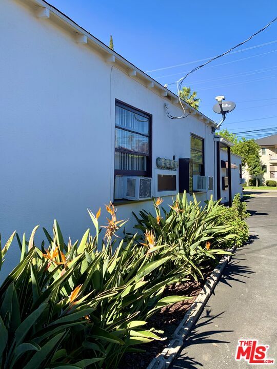 Photo - 604 Windsor Rd Unidad B