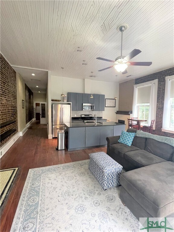 Photo - 20 W Oglethorpe St Unit D