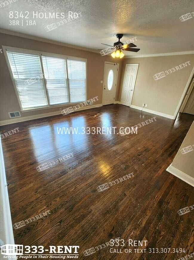 Photo - 8342 Holmes Rd