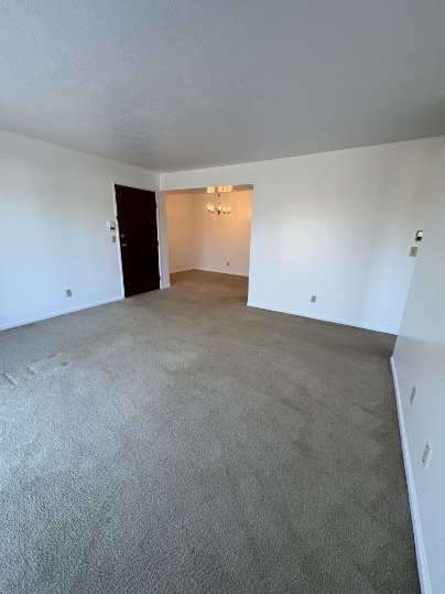 Photo - 8 Griffin Ct Unidad 12