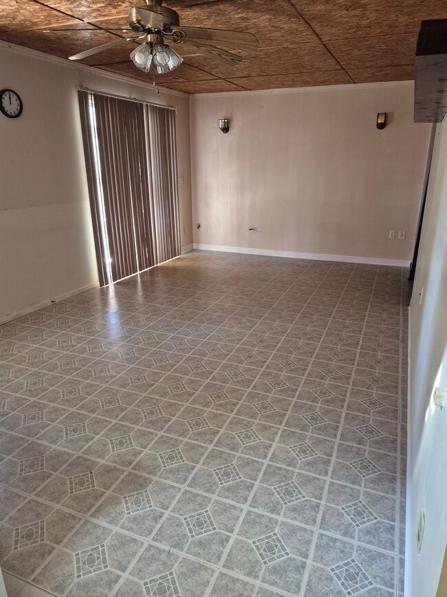 Photo - 133 Elizabeth Dr