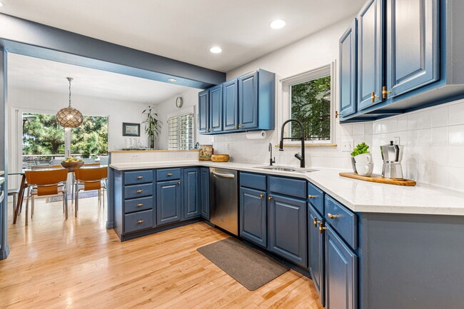 Photo - 1411 Quince Ave