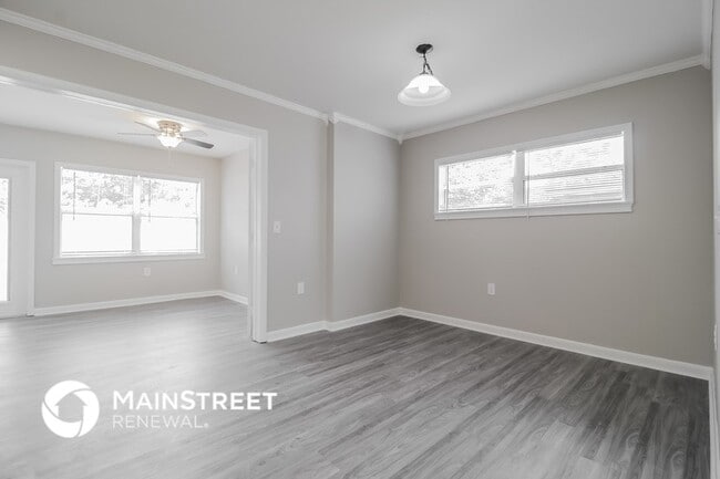 Photo - 509 Roy Blvd