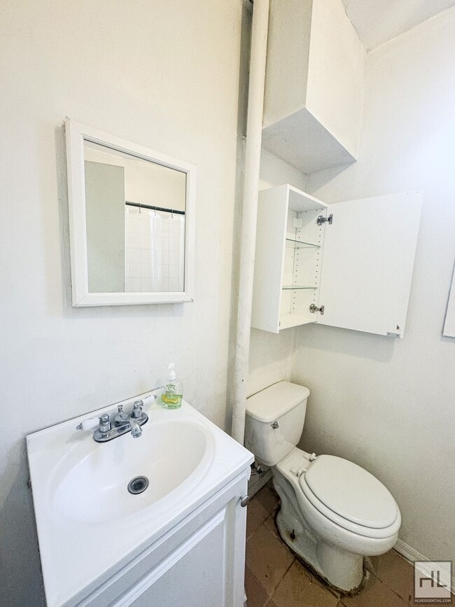 Photo - 14th St Unit 3C