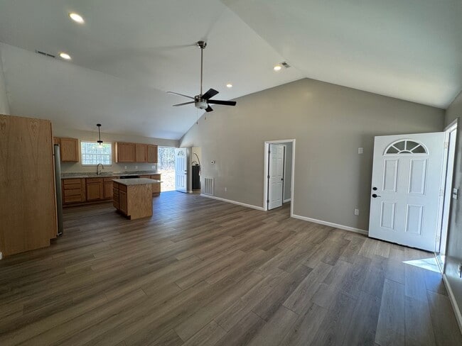 Photo - 284 Silver Run Rd