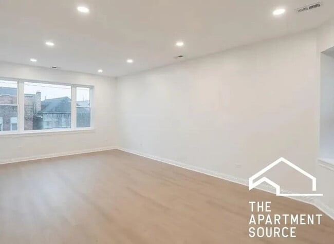 Building Photo - 3602 W 26th St Unit 3602 West 26th Street