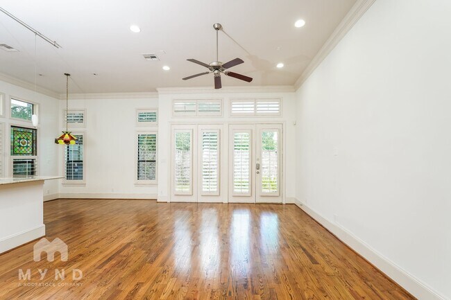 Photo - 9530 Pemberton Trce House