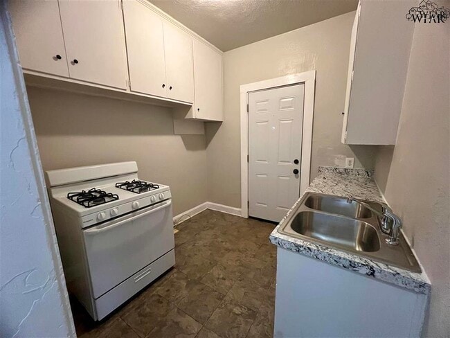 Photo - 1109 Harrison St