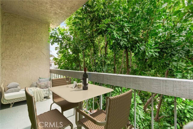 Photo - 5055 Coldwater Canyon Ave Unidad 217