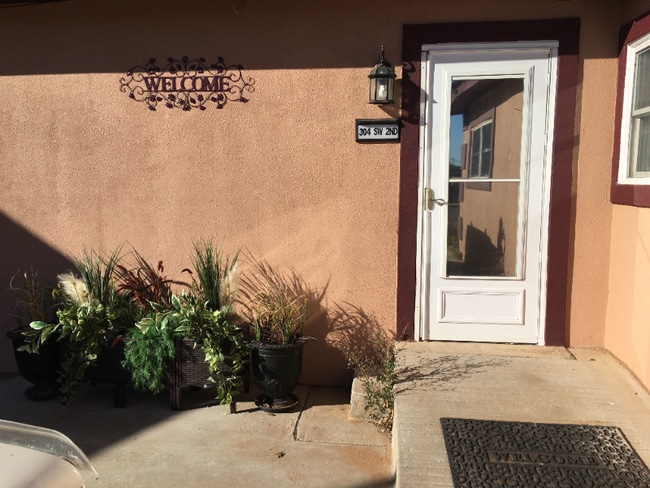 Photo - 304 SW 2nd St