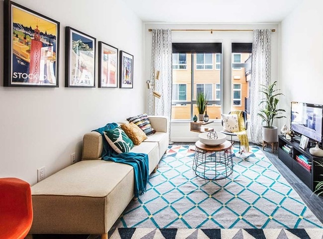 Photo - AMLI Wallingford