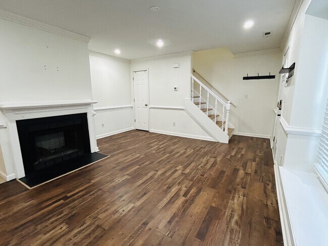 Photo - 5607 Gates Landing Rd