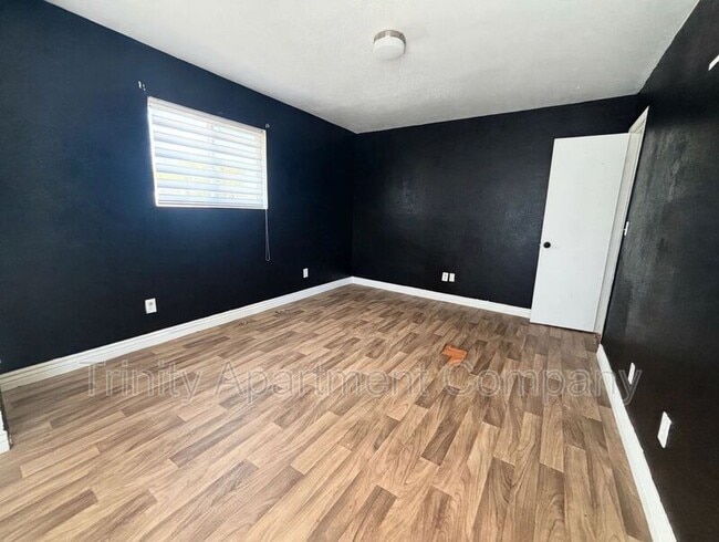 Photo - 644 Louisiana Blvd SE Unit NM 87108 - 3
