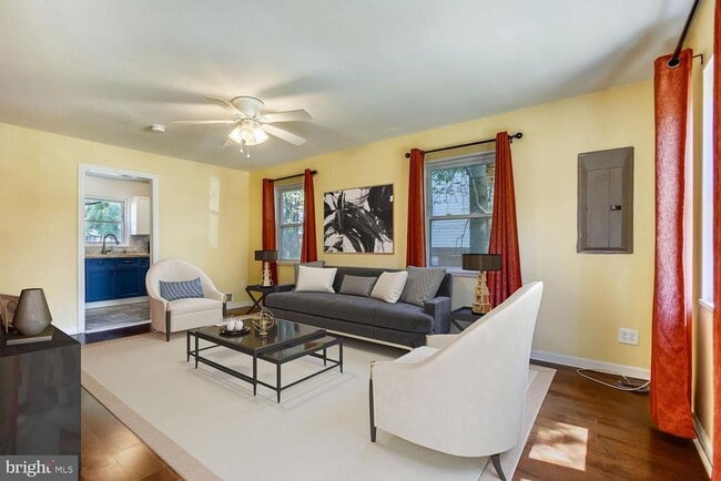 Photo - 5810 Fifer Dr