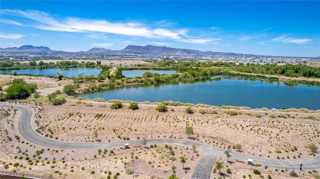 Photo - 330 Spring Dove Ave