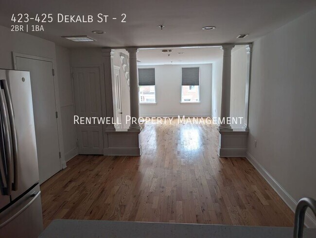 Photo - 423-425 Dekalb St-2 Unidad 2