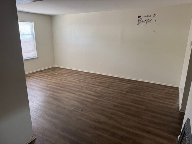 Photo - 9440 Woodbridge Rd