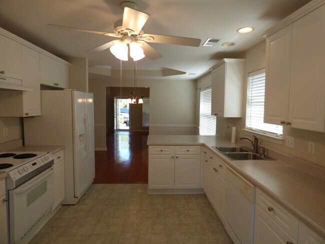 Photo - 380 Forest Lakes Dr