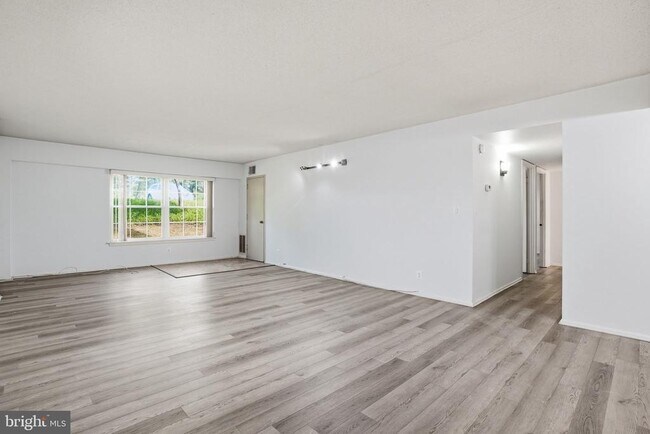 Photo - 7651 Tremayne Pl Unit 103