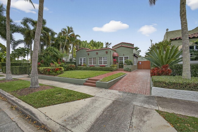 Photo - 616 Upland Rd