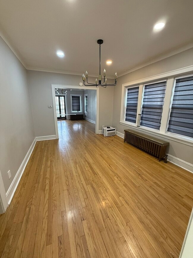 Photo - 2230 N Mulligan Ave