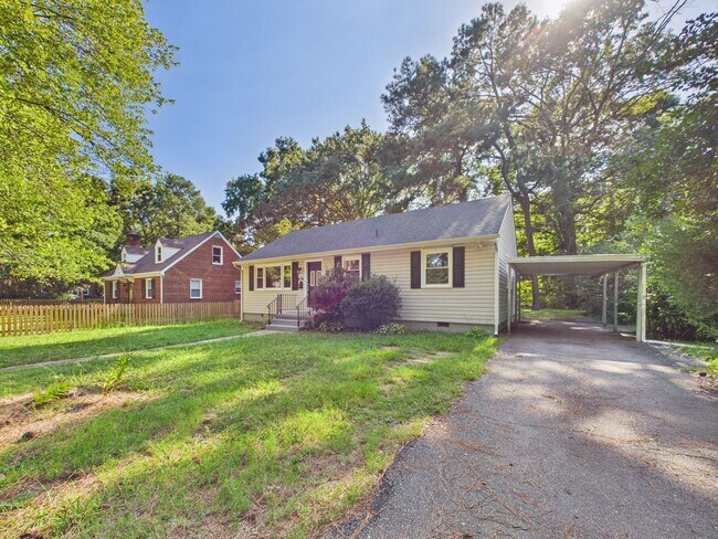 838 Greystone Ave