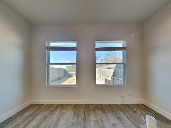 Photo - 217 Wright St