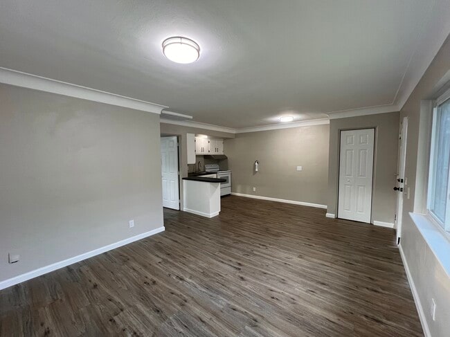 Photo - 3317 Bampton Ave Unit 1