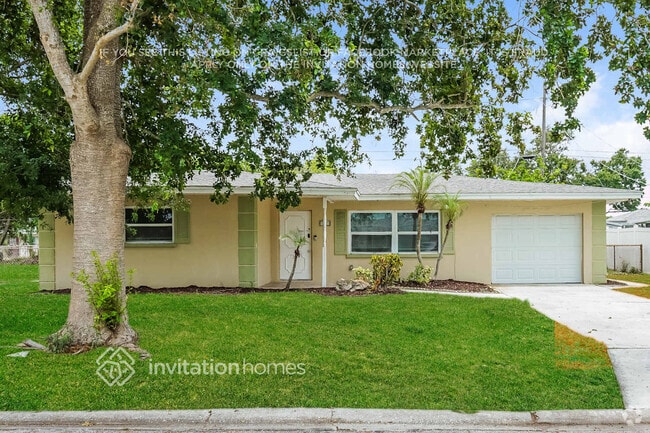 Building Photo - 3403 Cambridge Dr W Rental