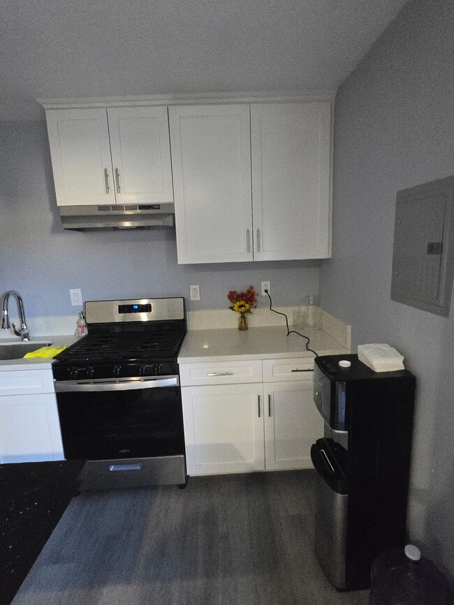 Building Photo - 1000 S Amantha Ave Rental