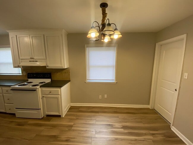 Photo - Introducing our charming home in the desirable Chesapeake "ASK ABOUT OUR ZERO DEPOSIT"