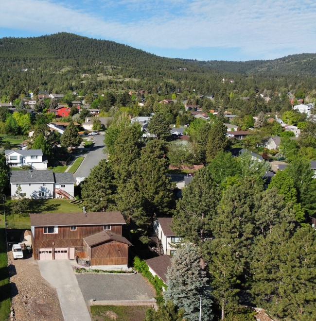 Photo - 718 Darby St Unit A