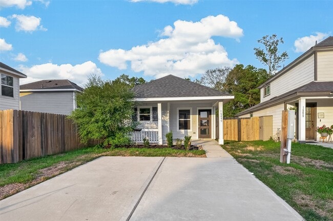 16495 Jasmine Marie Pl