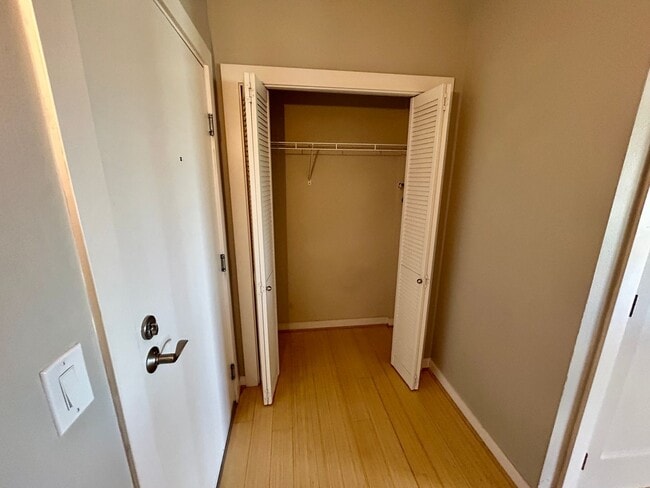 Photo - Gorgeous 2 bed 2 bath apartment in desirable University District area AVAILABLE NOW! Unit 506