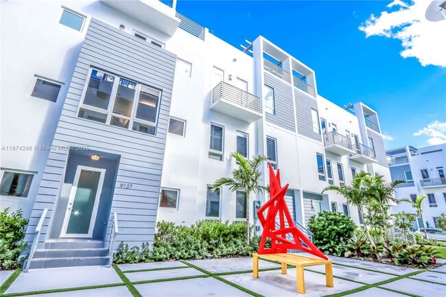 Building Photo - 9123 NW 33rd St Rental