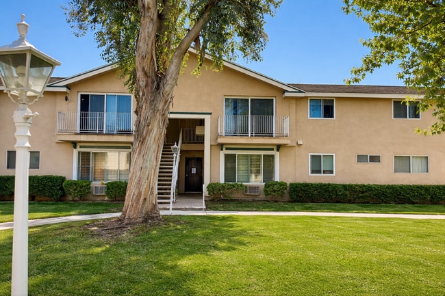 Photo - 1 Bed / 1 Bath Condo for Lease – Walk to Downtown La Mesa! Unit 127