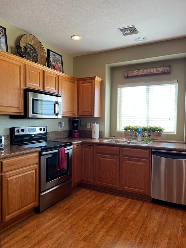 Photo - WINTER VACATION RENTAL - 3 Bedroom/3 Bath Condo