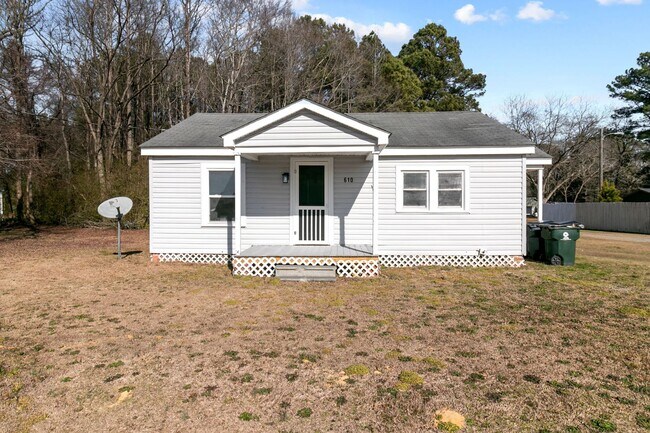 3 Bed 2 Bath Ranch - 3 Bed 2 Bath Ranch