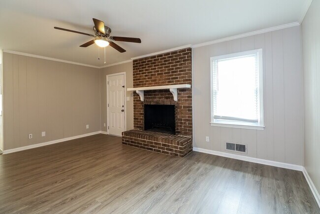 Photo - 4605 Newcastle Cir