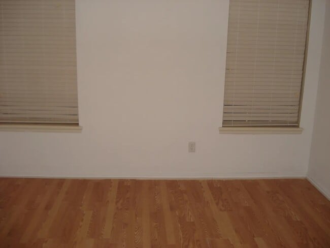 Photo - 413 Pinehurst drive