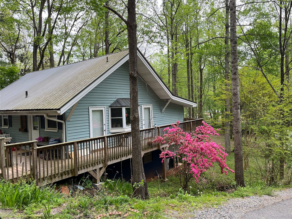 Photo - 332 Magnolia Dr (Sautee Nacoochee, GA)